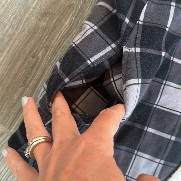 Womens Matilda Jane size small S reversible Sherpa black gray plaid winter vest - Picture 2 of 8